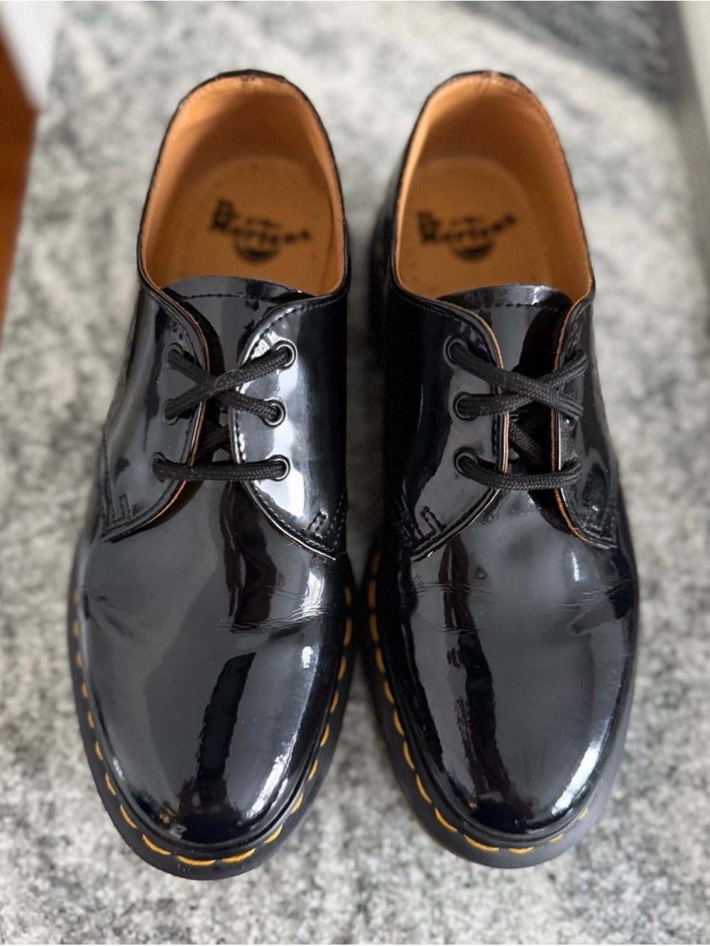 Dr. Martens Black Patent Leather Oxfords Ladies 9, Men’s 8 EUC